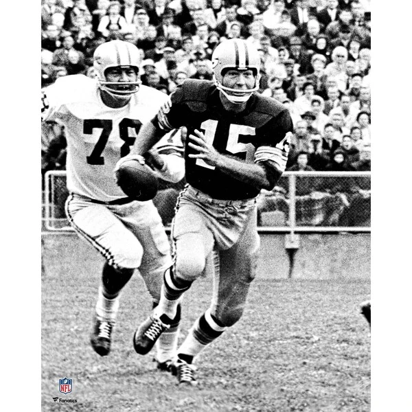 Bart Starr Green Bay Packers Unsigned Scrambling Photograph 3 Bart Starr Green Bay Packers Unsigned Scrambling Photograph